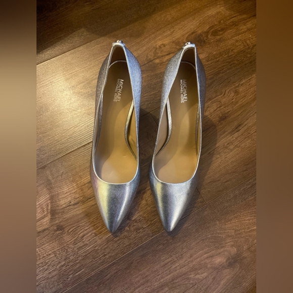 Michael Kors Silver Women's Heels - Picture 1 of 4